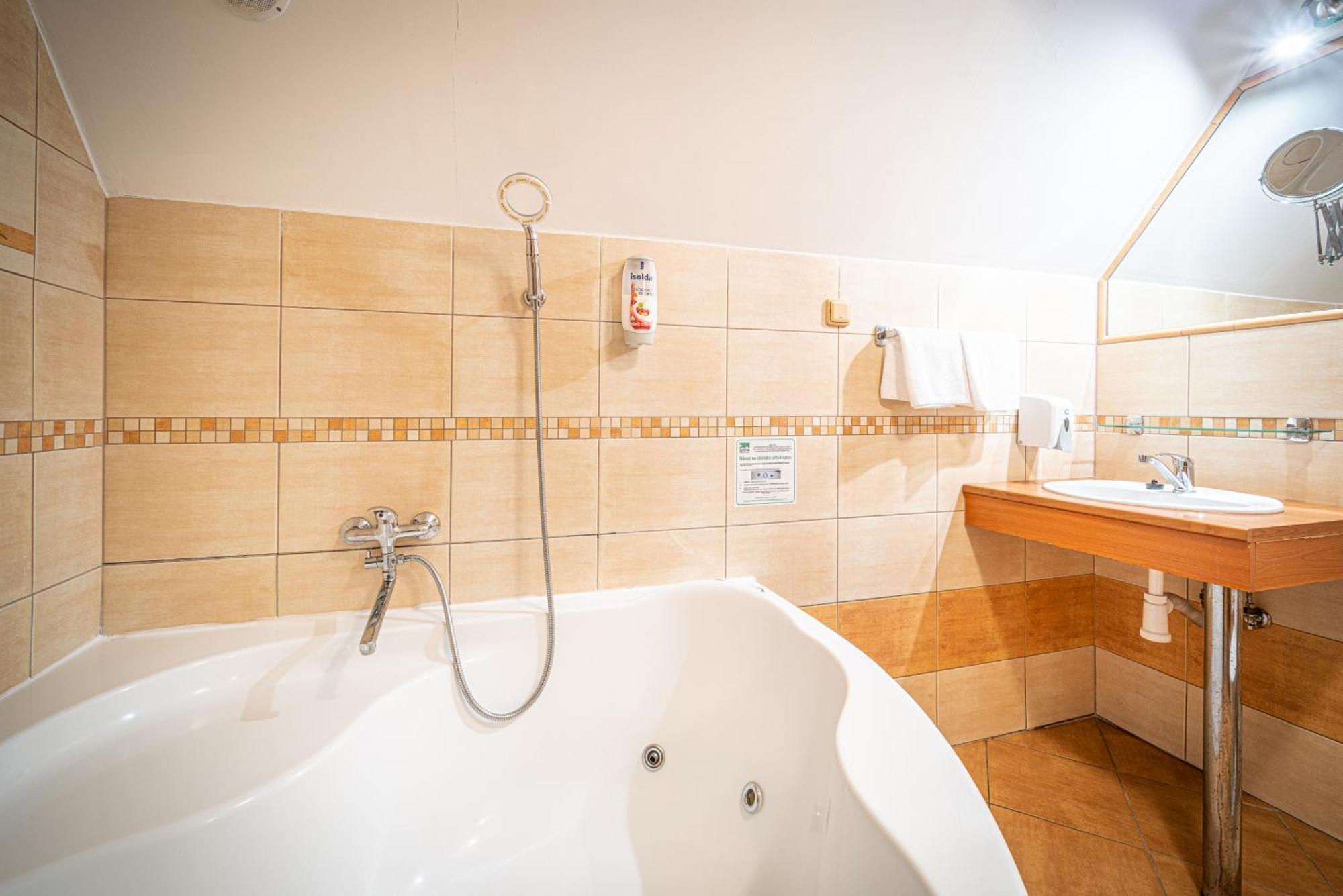 Bungalovy Sepetna - Pro 4 Osoby Ostravice Kültér fotó